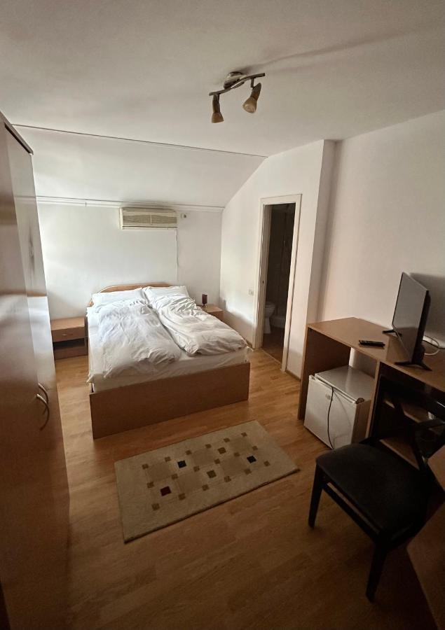 Georgiana Apartments 2 Timisoara Ngoại thất bức ảnh